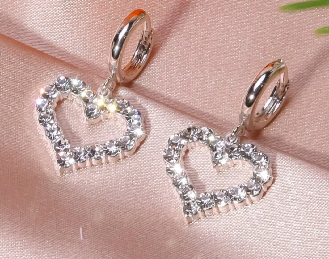 Silver Rhinestone Heart 4pcs. Set